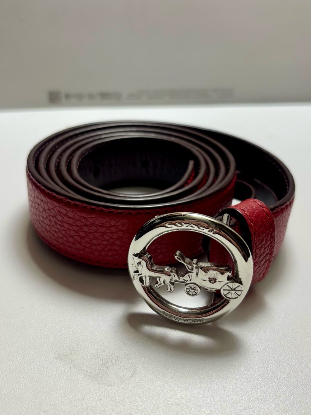 COACH AUTHENTIC BEAUTIFUL RED BELT ❤️ NEW WITHOUT TAGS.